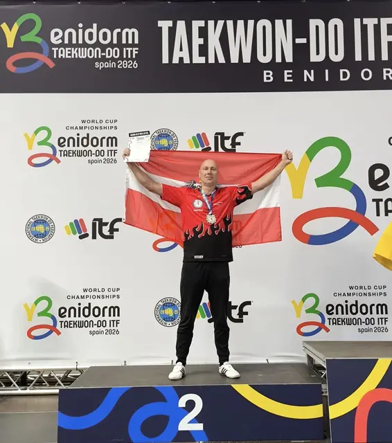 Christian Sigl feierten internationale einen großen Erfolg im Taekwon-Do.  | Foto: Sigl