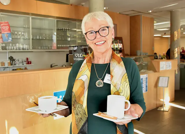 Maria Autrith aus Hadres unterstützt das PBZ Retz bei Veranstaltungen und besucht die Bewohnerinnen und Bewohner auch regelmäßig persönlich. | Foto: Herbert Schleich