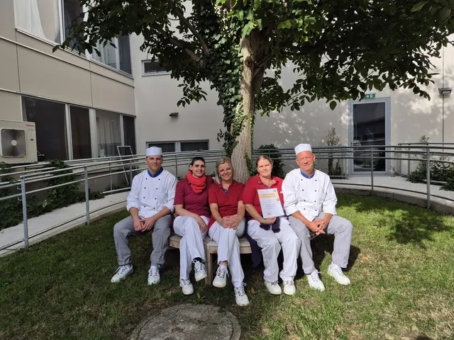 Das Küchtenteam Maximilian Sokol, Anja Fink, Elvira Vujosevic und Küchenleiter Attila Biro. | Foto: PBZ Berndorf