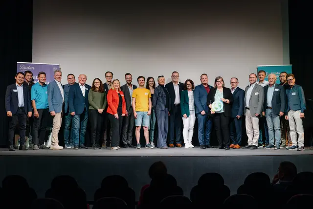 Vertreterinnen und Vertreter aus 25 Klimabündnis-Gemeinden des Industrieviertels kamen bei der Mitgliederversammlung des Klimabündnis NÖ zum Austausch und zur Vernetzung zusammen. | Foto: 2026psb/Stadtgemeinde-Baden/c.kollerics