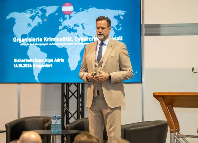 Der erste Tag der Fachmesse startete mit einer Keynote von Bundeskriminalamtsdirektor General Andreas Holzer. | Foto: LPD Kärnten/Steinacher