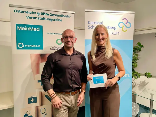 Primar Norbert Maczo und Moderatorin Angelika Pehab. | Foto: meinmed