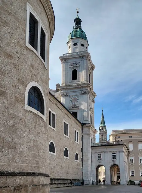 Dom und Franziskaner Kirche  | Foto: H.Bachinger