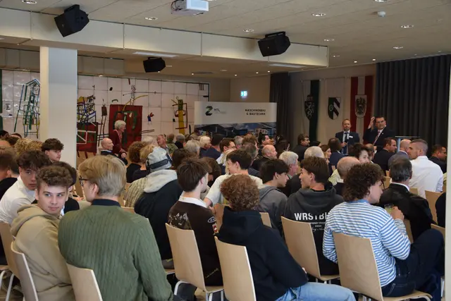 Volles Haus bei der Eröffnung.