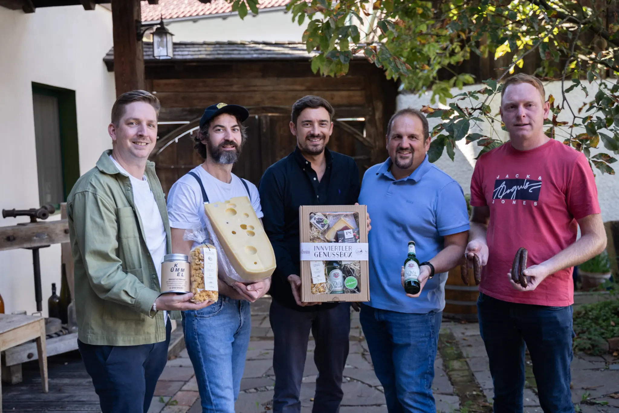 Six regional products in one box: The