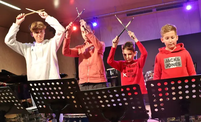 Musikunterricht ist für junge Menschen ein sinnvolle Freizeitbeschäftigung, möglicherweise aber bald für viele nicht mehr leistbar (Symbolbild). | Foto: Edith Ertl