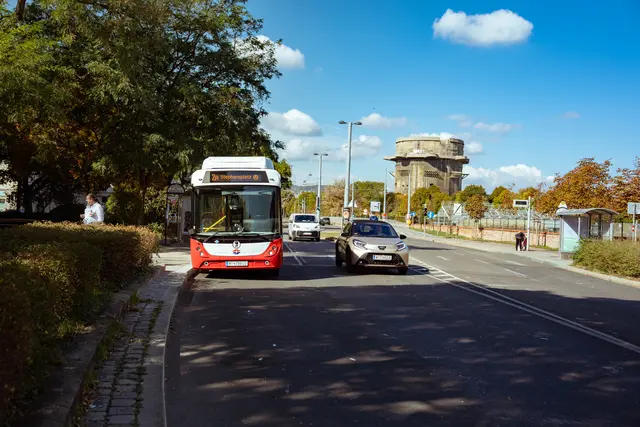 Die Citybusse bringen nicht nur eine neue Anbindung, sondern auch Lärm in die Leopoldstadt.  | Foto: Sade Jerabek/MeinBezirk