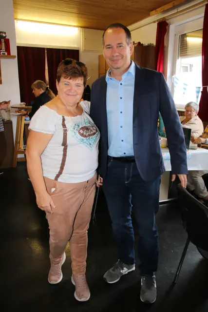 Silvia Strommer mit Vizebürgermeister Jürgen Jakob