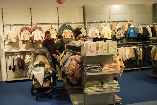 Große Markenvielfalt: Von Kinderwagen über Babybekleidung bis hin zu praktischem Zubehör finden Familien ein umfangreiches Angebot unter einem Dach. | Foto: MeinBezirk/Alicia M. Gomez