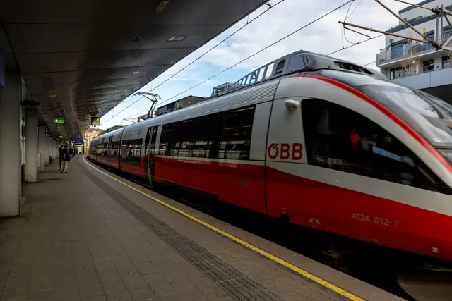 Ab dem Fahrplanwechsel im Dezember erhält die Bahnstrecke zwischen Graz und Leoben in den Morgenstunden wieder eine zusätzliche Zugverbindung. (Symbolbild) | Foto: pexels / Valentin Ivantsov