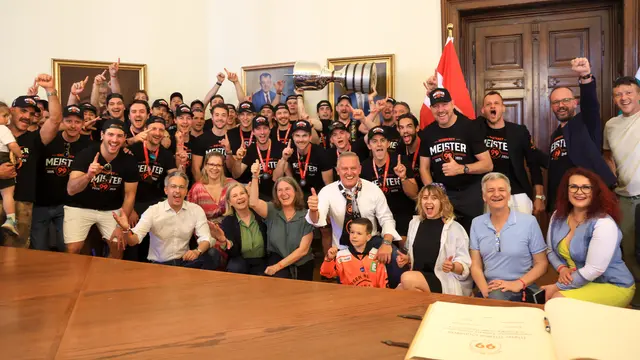 Auch beim Meistertitel der 99ers stand die Politik in der ersten Reihe –jetzt distanziert sich die Stadt. | Foto: GEPA