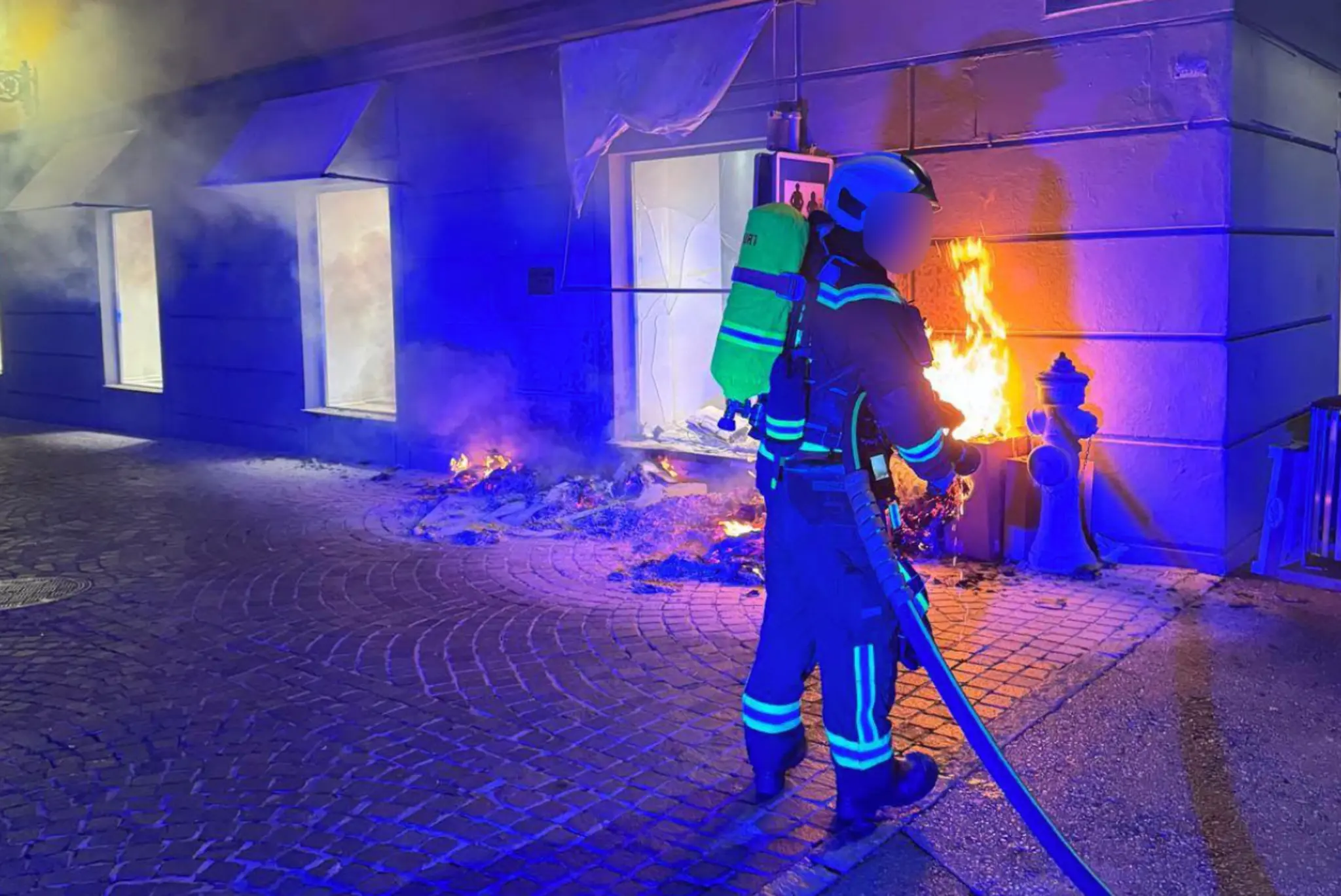 Nächtlicher Einsatz: Brand in Klagenfurter Innenstadt zerstörte ...