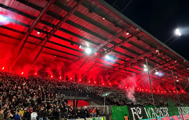 Ausverkauftes Tivoli beim West-Derby FC Wacker Innsbruck gegen SV Austria Salzburg. | Foto: Hassl
