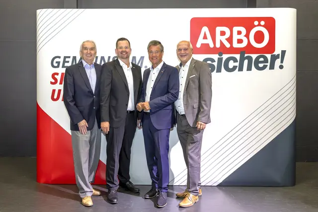ARBÖ-Vizepräsident Robert Tauber, Landesdirektor Martin Heissenberger, Präsident Peter Rezar und Vizepräsident Wolfgang Sodl (von links). | Foto: ARBÖ / Robert Brünner
