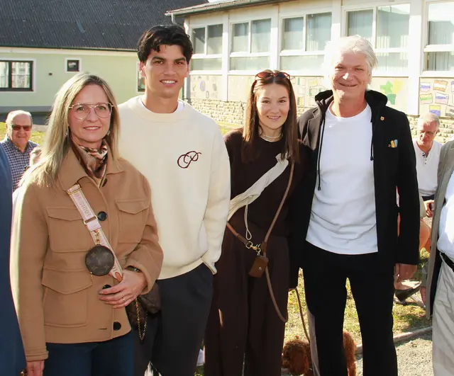 Familie Radics mit Sohn Andreas, der aktuell beim ASK Voitsberg in der 2. Bundesliga kickt.  | Foto: Peter Seper