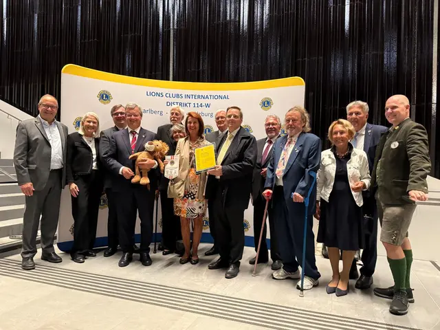 Der Lions Club Innsbruck feiert sein Jubiläum. | Foto: Lions Club Innsbruck Goldenes Dachl