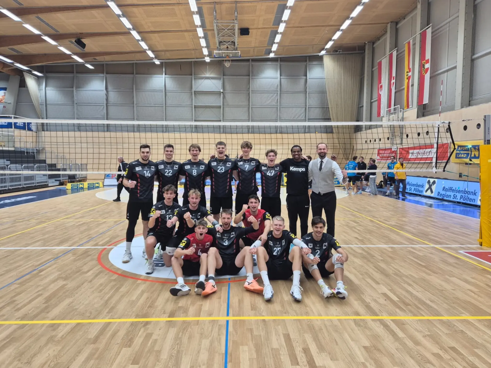 Volleyball-Sensation in St. Pölten: 17-jähriger Waldviertler trifft sofort ...