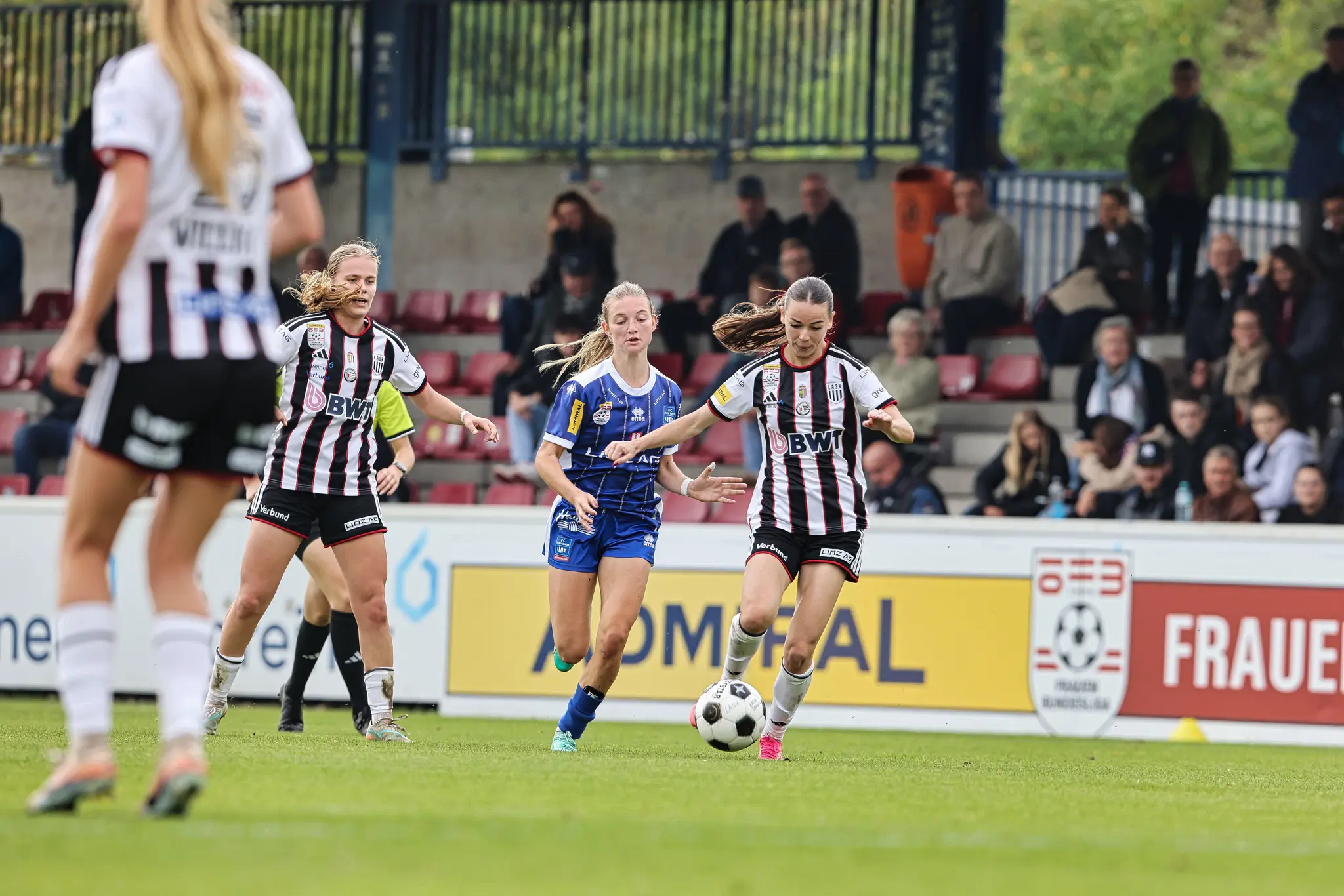 Clear role division in the steel city derby: LASK women give rivals a ...