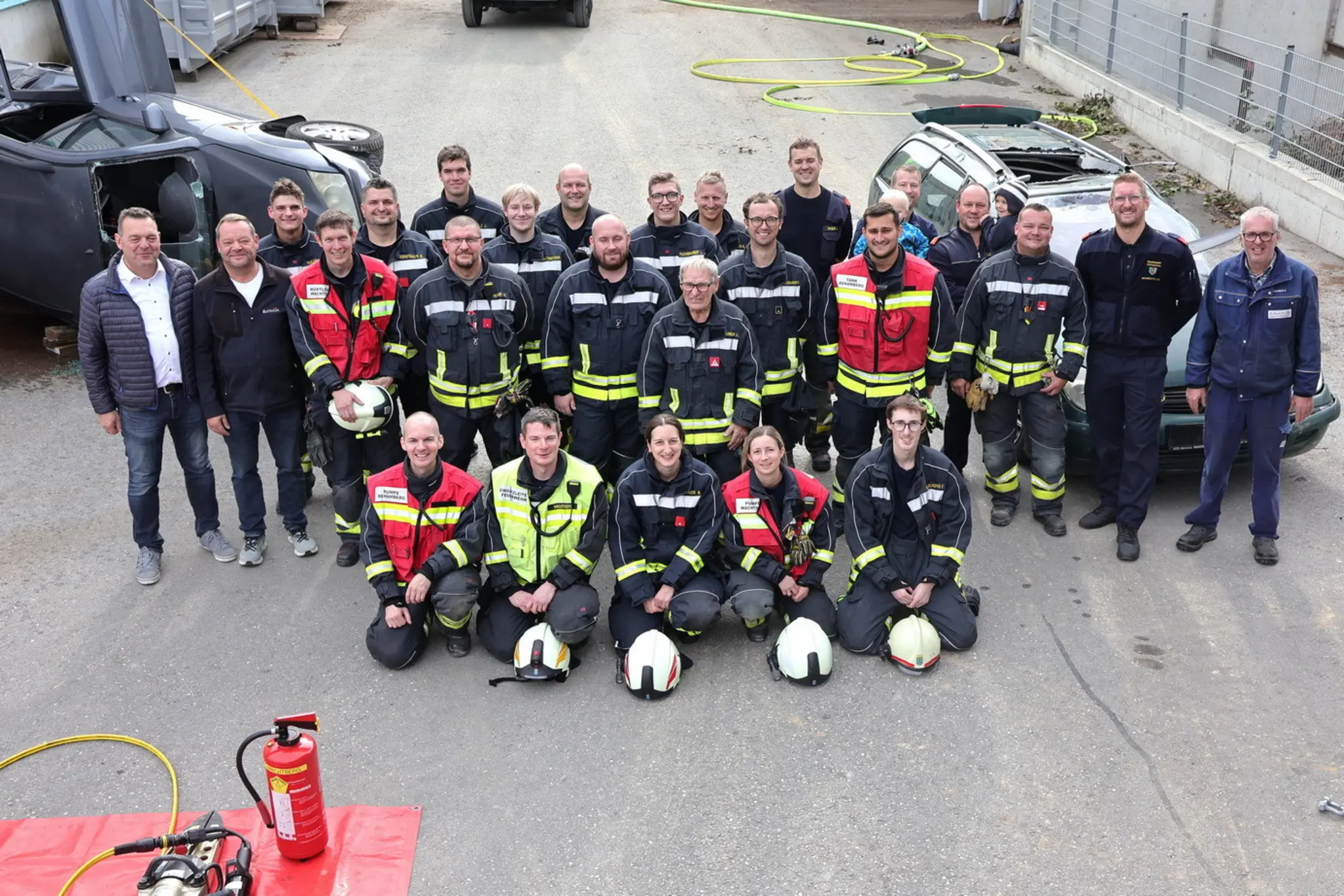 Behamberg & Wachtberg Fire Departments: Firefighters Train in Human Rescue ...