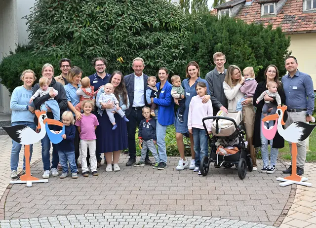 Die Gemeinde freut sich über den Zuwachs von insgesamt 13 Jungfamilien.  | Foto: Fotostudio Horst