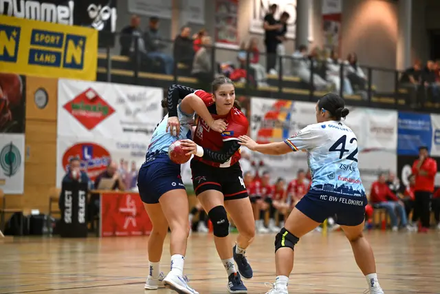 Unsere Handballerinnen geben alles. | Foto: Martin Payraider