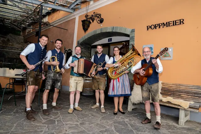 Die Mostlond Musi wird ordentlich Stimmung machen. | Foto: Privat