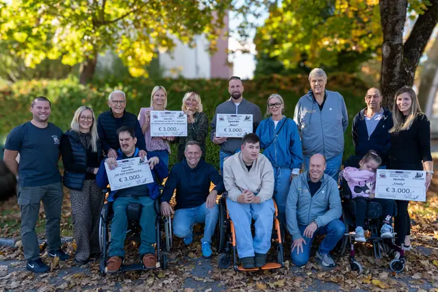 Insgesamt wurden 12.000 Euro an Spenden gesammelt. | Foto: Günther Steinacher