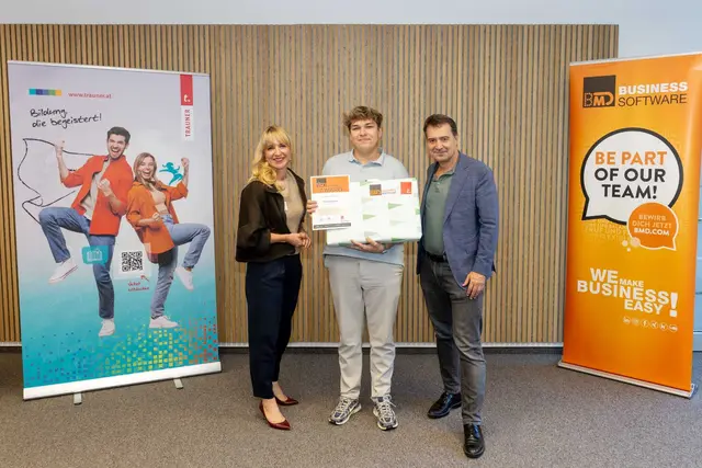 Tobias Gartler von der HLW Hollabrunn gewann den österreichweiten BMD School Award 2025/26 im Bereich Lohnverrechnung. | Foto: BMD