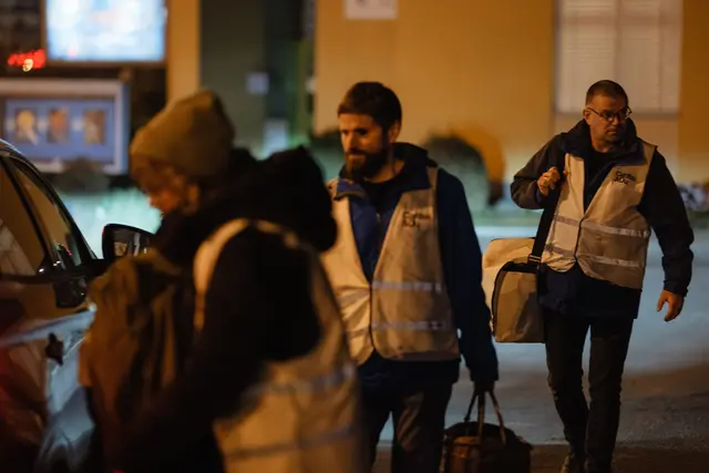 Hilfe für obdachlose Menschen in der kalten Jahreszeit: Das bietet das Kältetelefon der Caritas, für das von November bis März wieder ehrenamtliche Helferinnen und Helfer gesucht werden. | Foto: Fabian Dankl