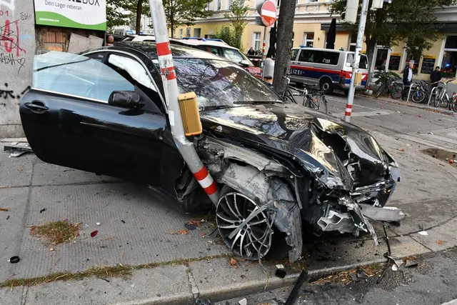 Am Gürtel ereignete sich Montagnachmittag ein schwerer Verkehrsunfall.  | Foto: LPD Wien
