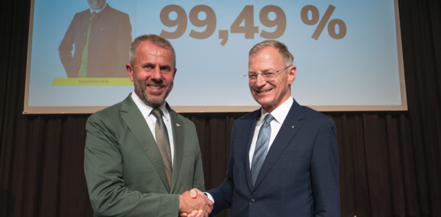 Bürgermeister Landtagsabgeordneter Rudi Raffelsberger und Landeshauptmann Thomas Stelzer. | Foto: OÖVP