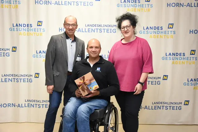 Franz Huber (Kaufmännischer Direktor), Michael Meier (LK Horn Verwaltung) und Elisabeth Klang (Pflegedirektorin). | Foto: Landesklinikum Horn