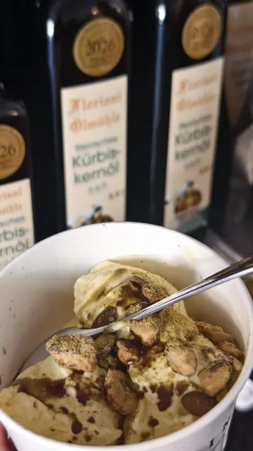 Sogar Vanilleeis mit einer Kürbis-Veredelung konnte verkostet werden.