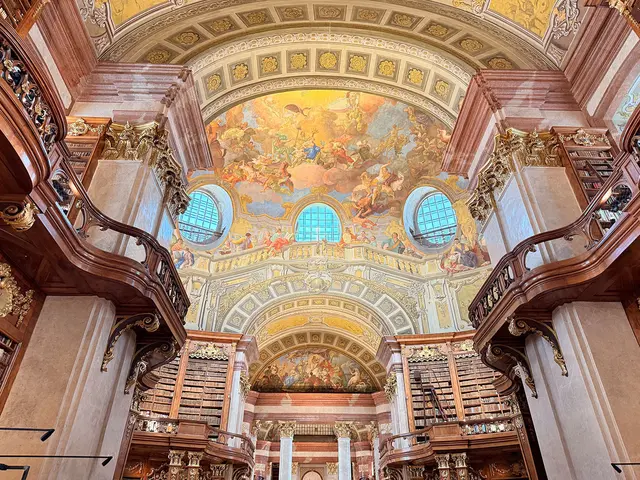 Der Prunksaal der Österreichischen Nationalbibliothek ist bei freiem Eintritt am Nationalfeiertag zu besuchen. (Symbolfoto) | Foto: © Gabriele Czeiner