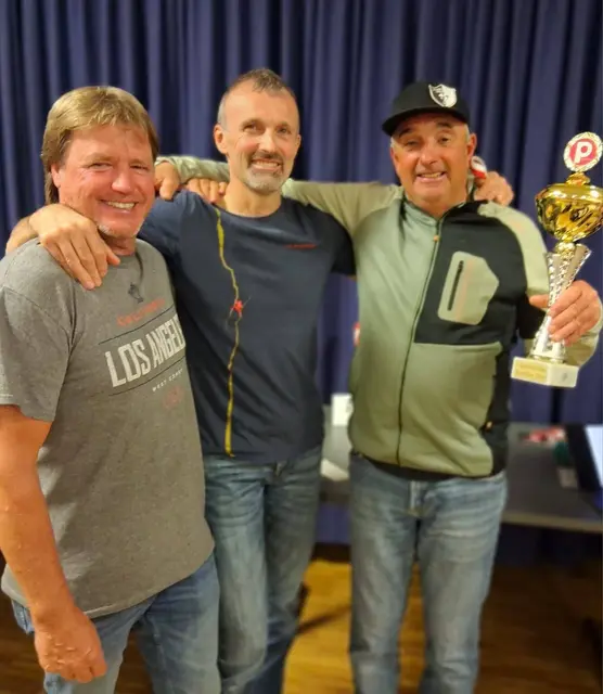 Mannschaftssieger AKC 1: v.l.: Alois Daxer, Toni Astner, Simon Astner | Foto: alle OVÖ Kössen
