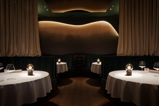 Blick in das Gourmetrestaurant | Foto: Laura Thiesbrummel