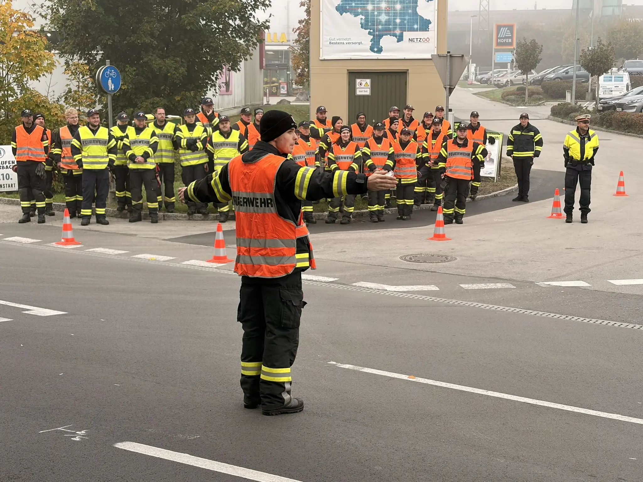 Verkehrssicherheit im Ernstfall: 31 Feuerwehrmitglieder für den ...