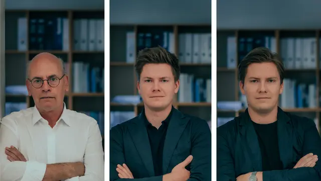 Reinhold (links im Bild) führt gemeinsam mit seinen Söhnen, Alexander und Maximilian, das Unternehmen "Wetschko Architekten ZT GmbH" in Klagenfurt und Graz. | Foto: Florian Matzi