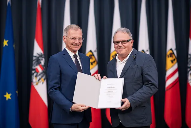 Landeshauptmann Stelzer (li.) und Otmar Wallenta. | Foto: Land OÖ - MM