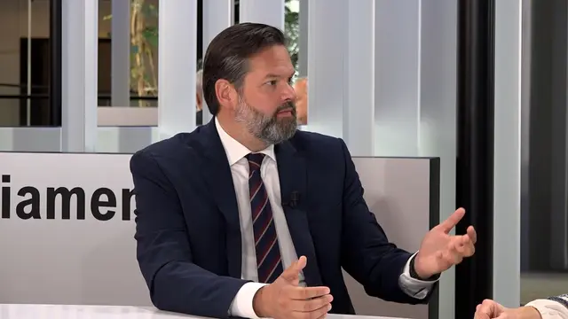 Lukas Mandl: "Wir sind in einem hybriden Krieg – unsere Gesellschaft wird von außen destabilisiert."