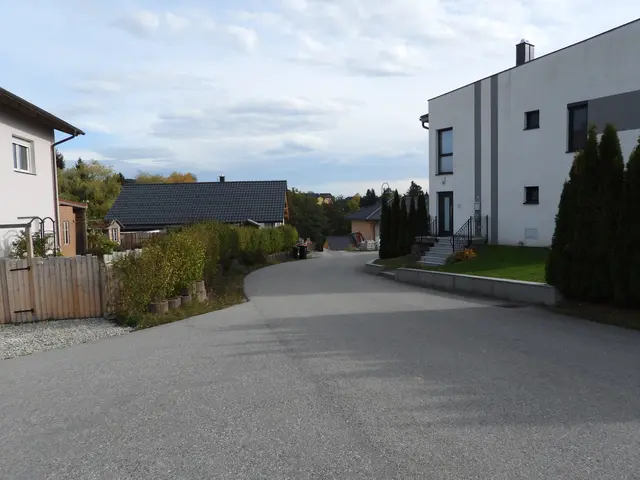 Begegnungszone im Bereich Siedlungsstraße Marktfeld in Münzbach? Die Bewohner der Siedlung werden befragt.  | Foto: Zinterhof