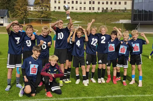 Die SMS Tamsweg ist Lungaus Herbstmeister in der Fußball-Schülerliga. Das Herbstturnier fand am 14. Oktober 2026 in Tamsweg statt. | Foto: Horst Seifter
