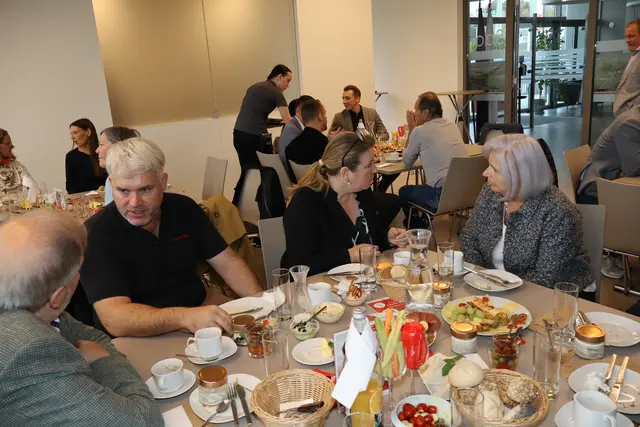 Stefan und Heidi Wimmer übernahmen mit Anfang Oktober selbst die Gastro im Quartier West. | Foto: Cescutti