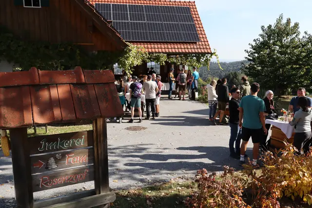 Die Imkerei der Familie Rosenzopf ist schon traditionell ein Fixpunkt. | Foto: Cescutti