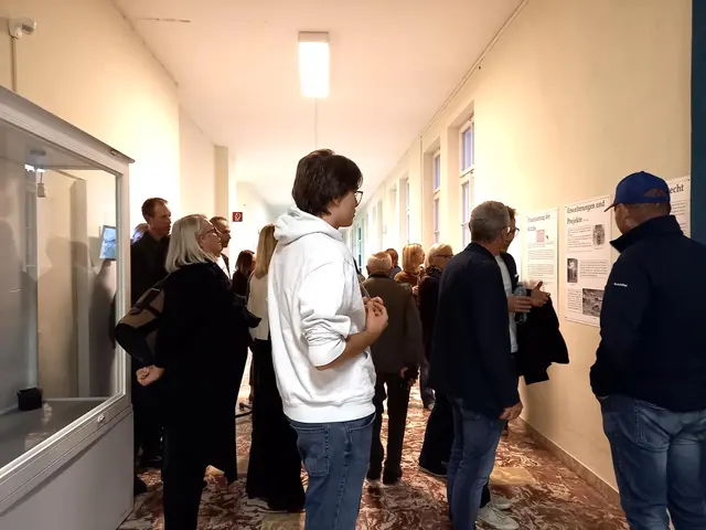 Mit der Ausstellung „Exegi monumentum“ gelang es der 7. Klasse, die Geschichte von St. Rupert anschaulich und lebendig aufzubereiten. | Foto: Daniela Gruber-Lehner