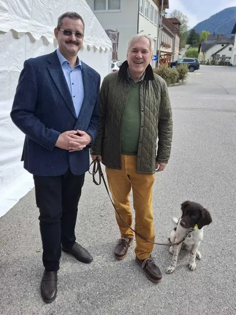 Angeregte Gespräche in Schwarzau. | Foto: FPÖ