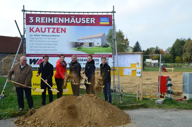 Bürgermeister Manfred Wühl, Architekt 
Reinhard Litschauer, Nationalrätin Martina Diesner�Wais, WAV-Obmann Hubert Mayrhofer, WAV�Bauleiter Andreas Rabl und Geschäftsführer 
Bernhart Diesner | Foto: WAV