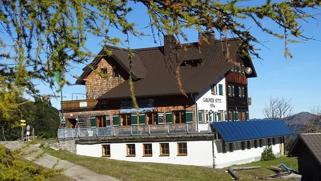 Besondere Auszeichnung für die Gablonzer Hütte in Gosau. | Foto: Alpenverein Enns