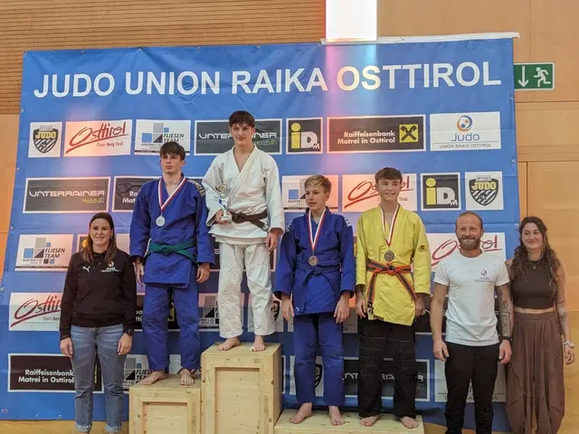 Noel Rauter jubelte in Osttirol über den Turniersieg und die Goldmedaille in der U16-Klasse. | Foto: Foto: Simon Barbic 