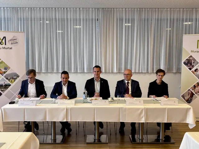 Bei einer Pressekonferenz vor dem Kongress betonte Landesrat Stefan Hermann (Mitte) die Wichtigkeit solcher Veranstaltungen.